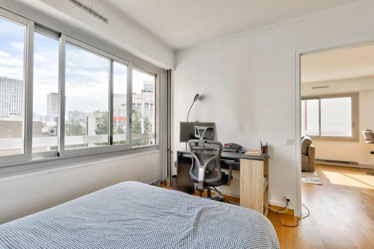 Bright Apartment For 4 - Paris 20E Nation