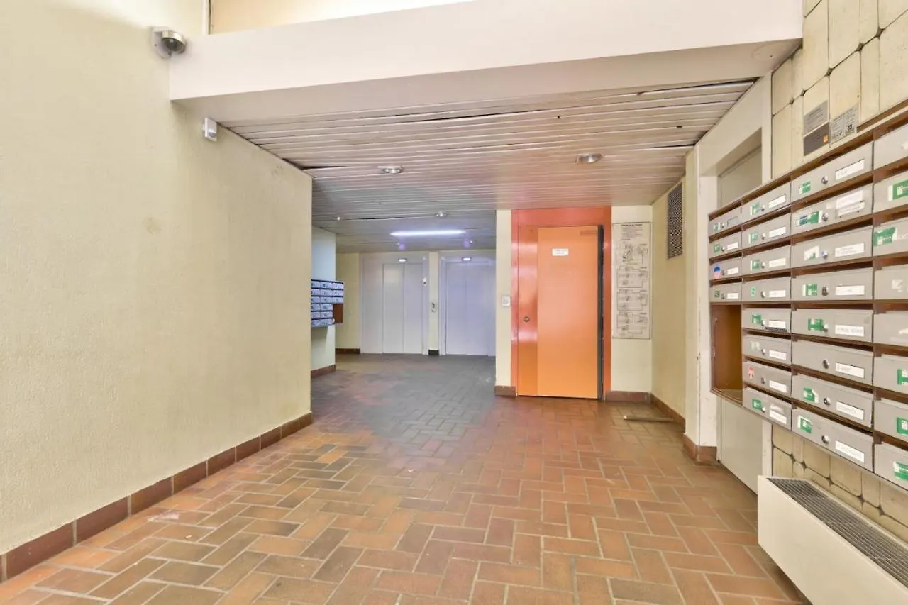 Bright Apartment For 4 - Paris 20E Nation
